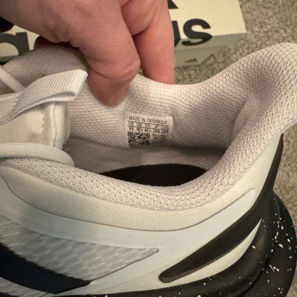 New Adidas Alphabounce+ Bounce Mens Running Shoes Sz 11 White Black Sneakers - Picture 10 of 14